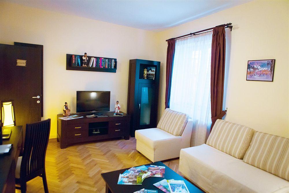Rami House Central Double Rooms 브라쇼브 외부 사진