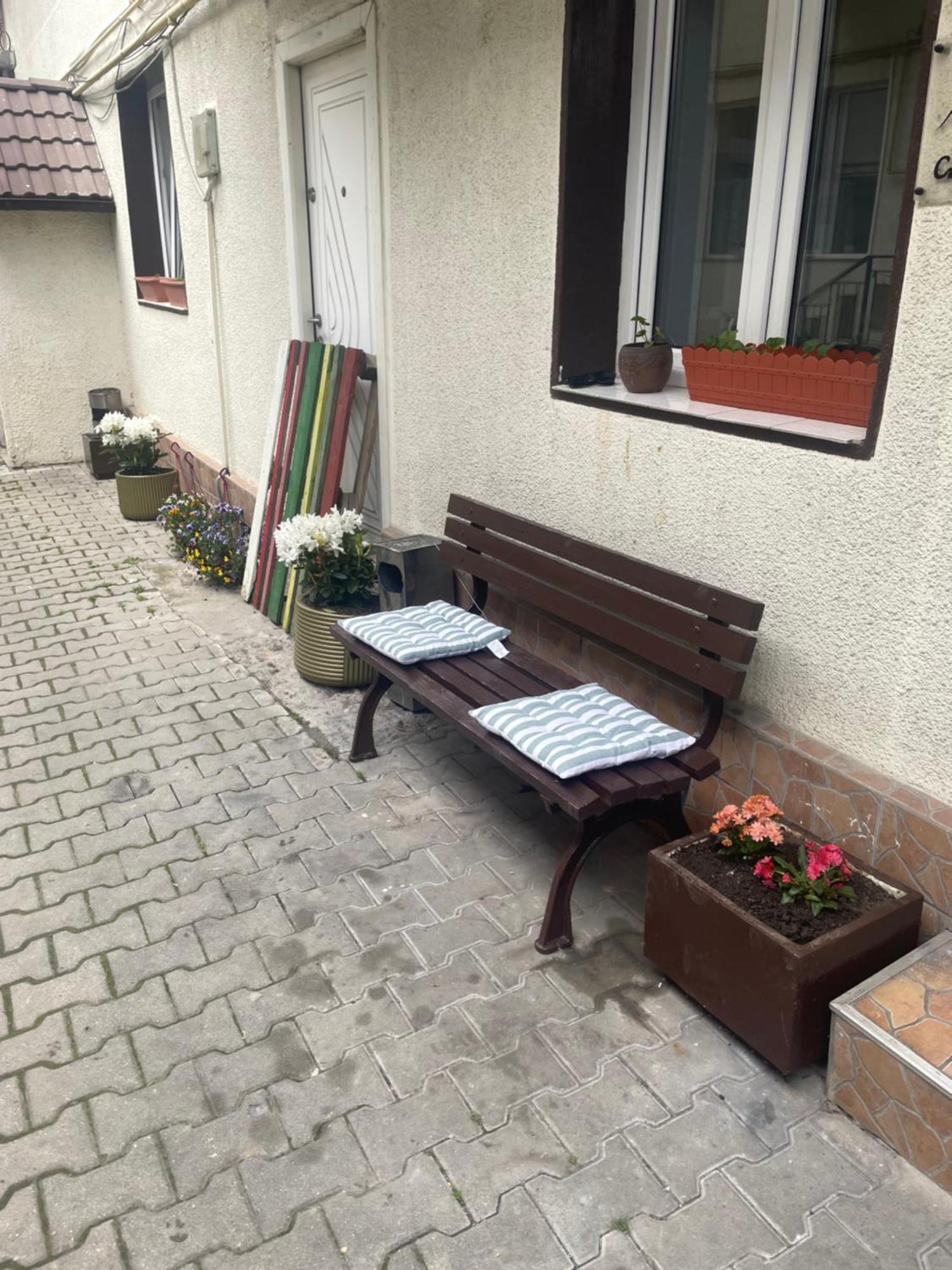 Rami House Central Double Rooms 브라쇼브 외부 사진