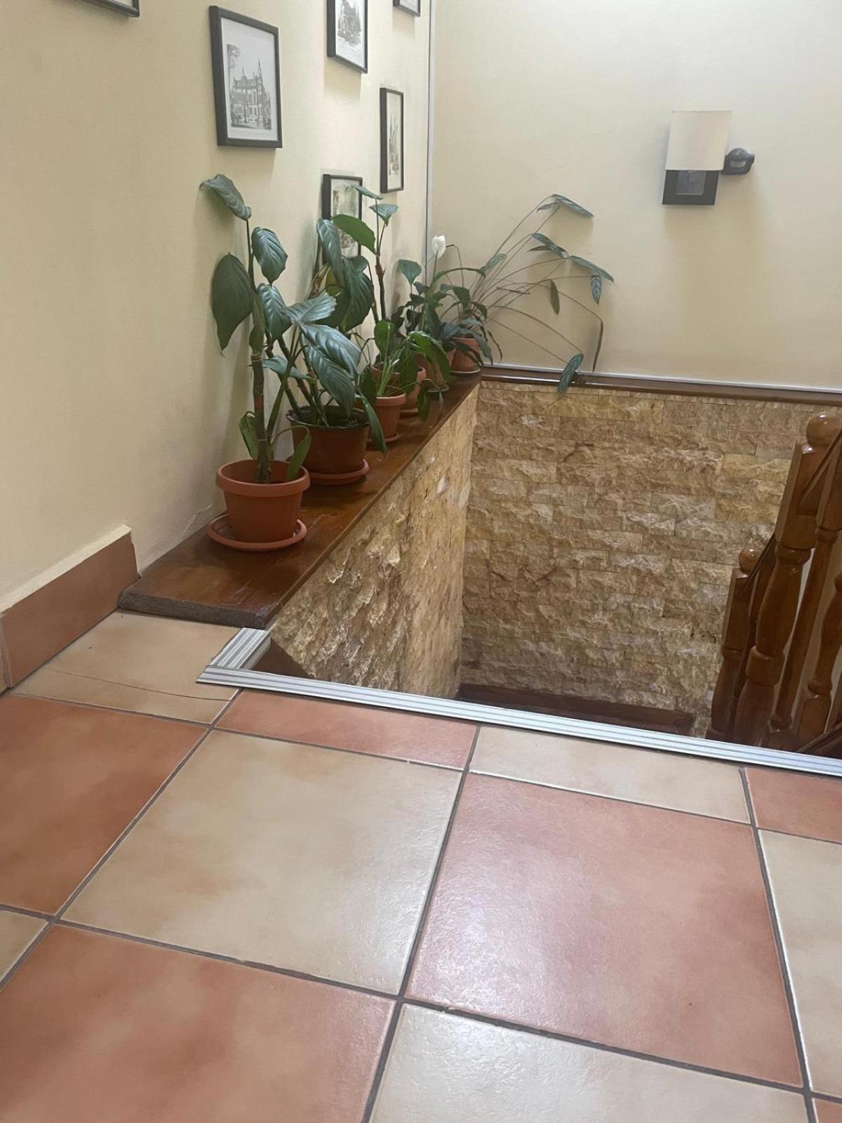 Rami House Central Double Rooms 브라쇼브 외부 사진