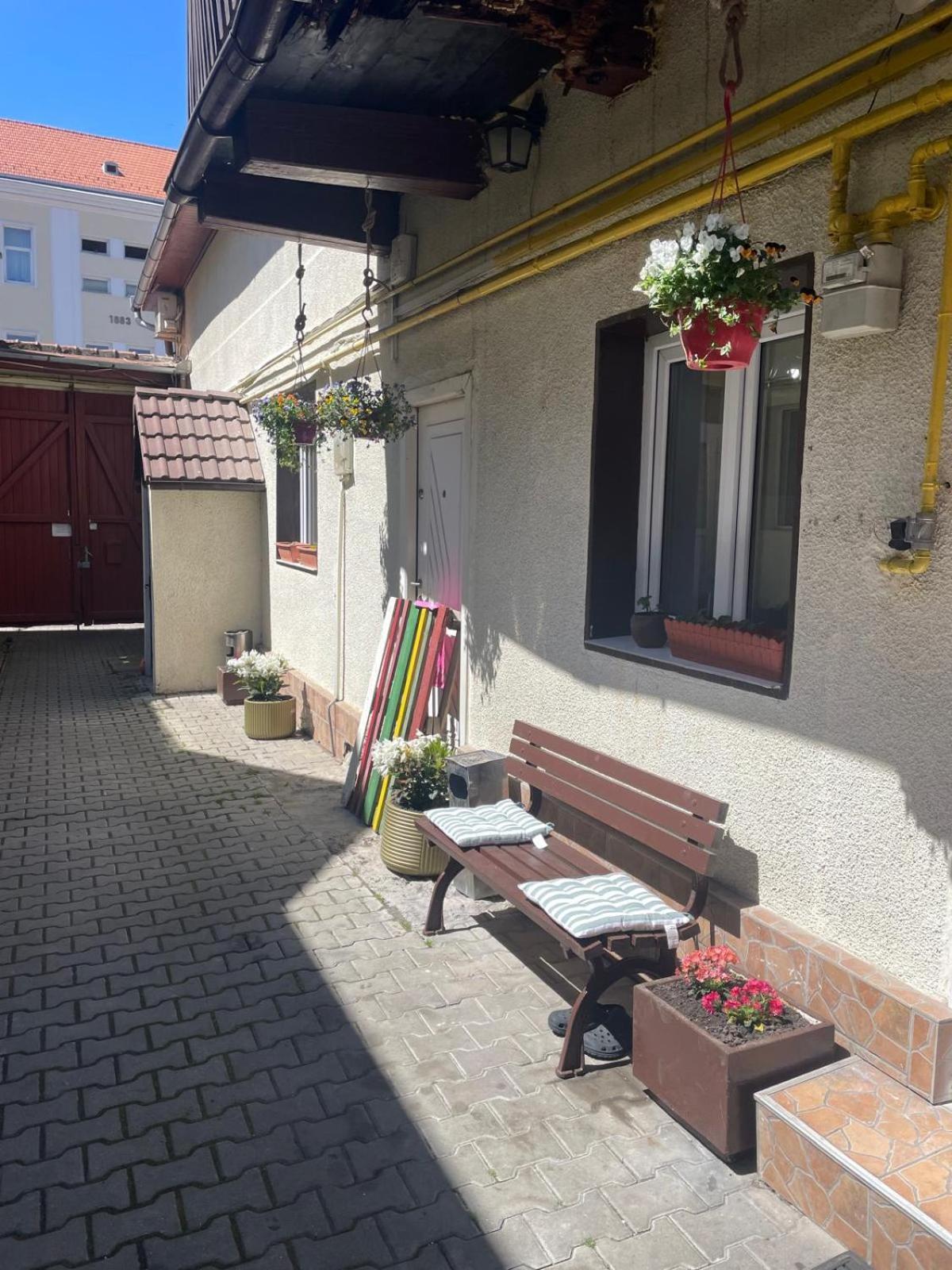 Rami House Central Double Rooms 브라쇼브 외부 사진
